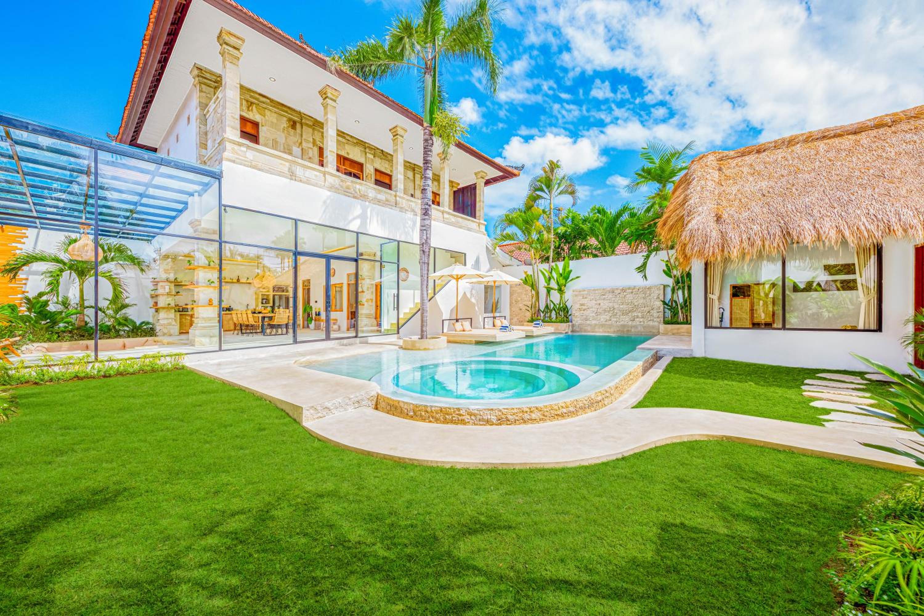Villa Dublin - Luxury 5 BDR w Jacuzzi & Pool view 2