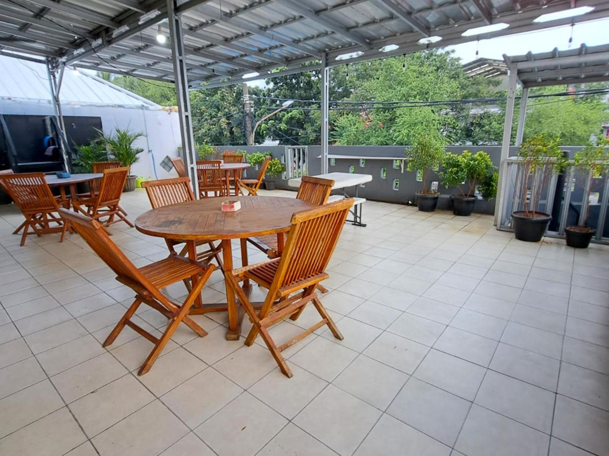 Hotel Dinar Family view 3