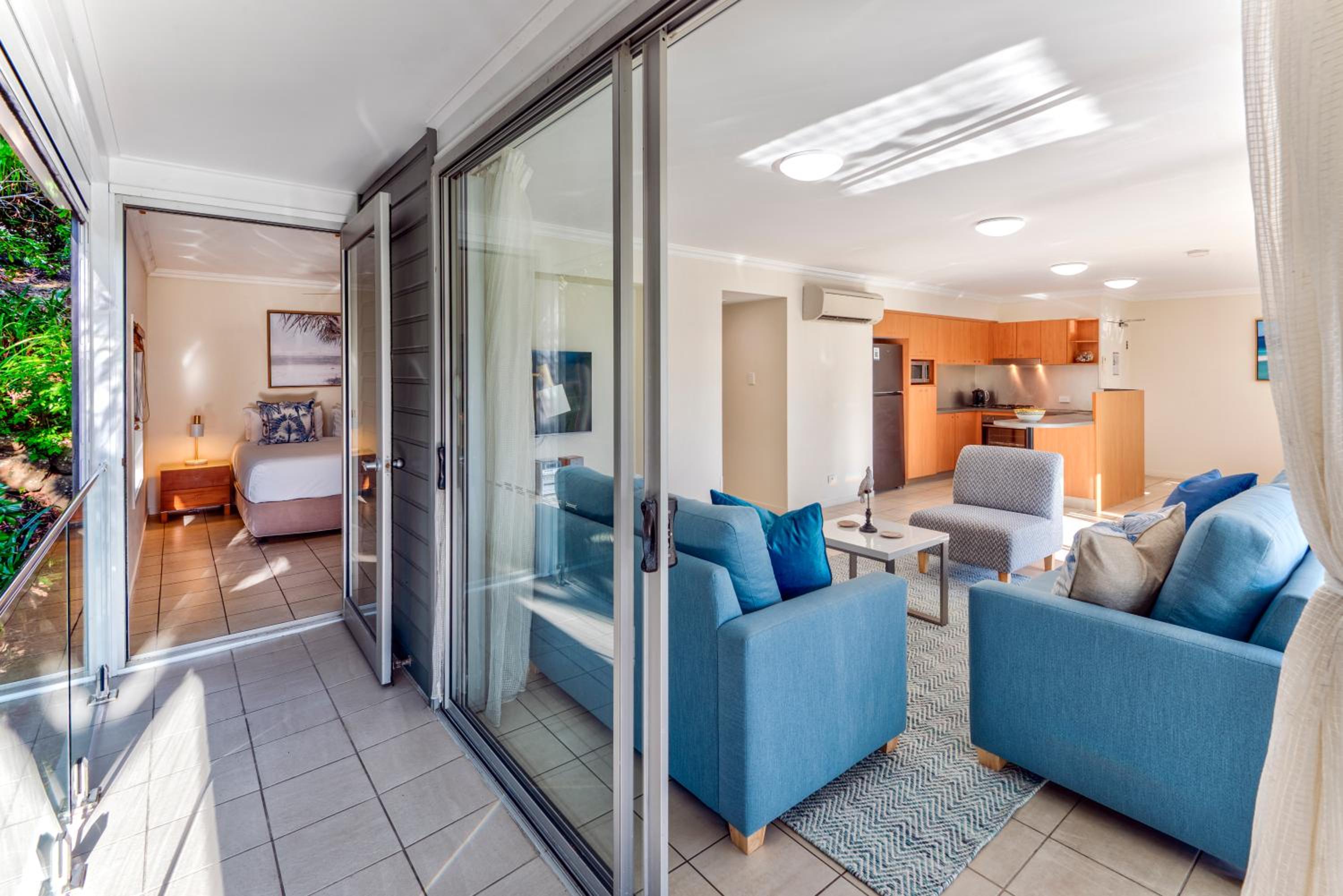 Oasis Apartments on Hamilton Island by HIHA