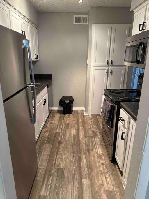 Right next to AT&T Stadium Arlington - Luxury Unit view 4