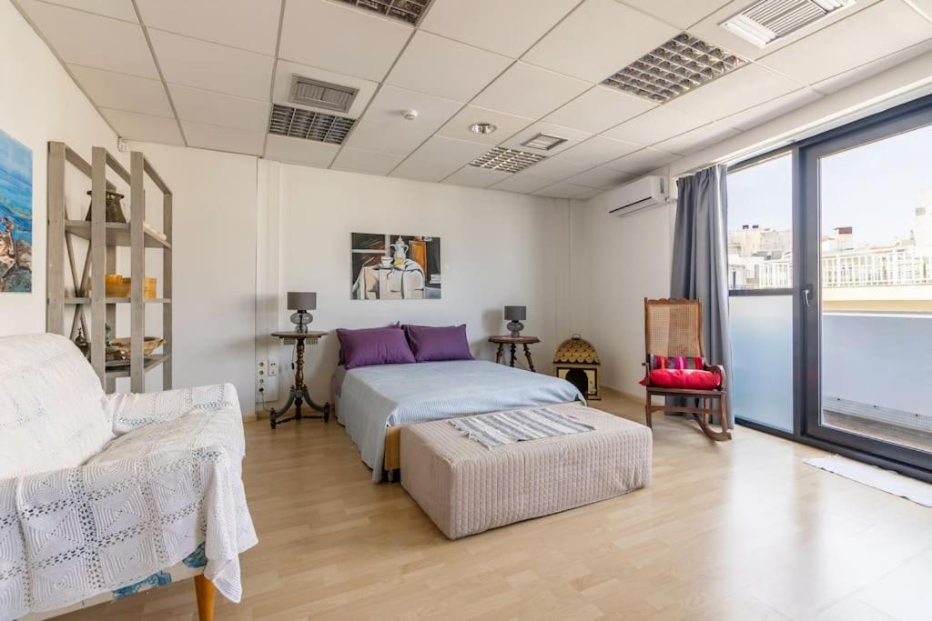 Downtown Spacious Loft Apartment just 3 minutes from City Centre view 5