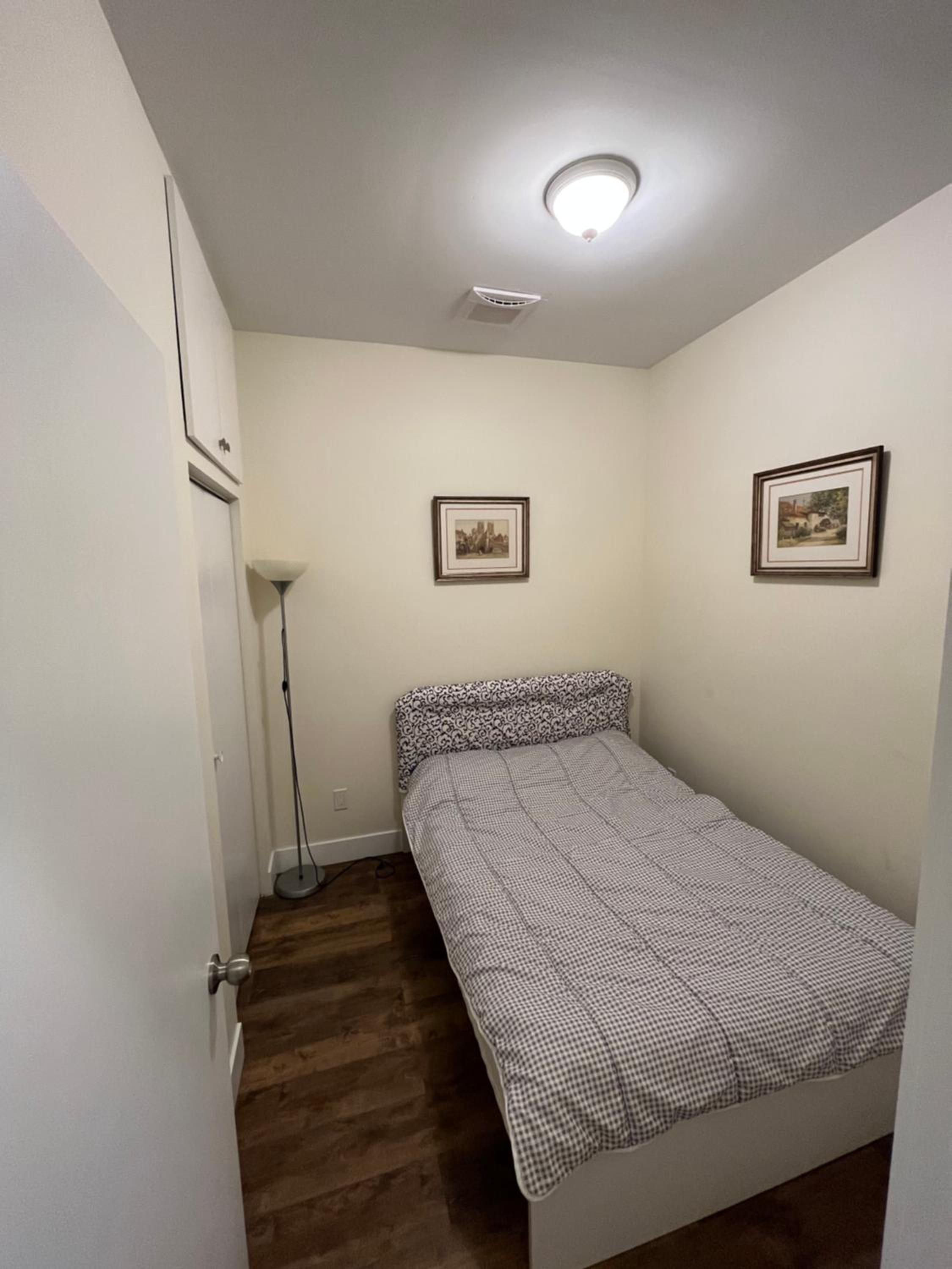 Furnished and Cozy