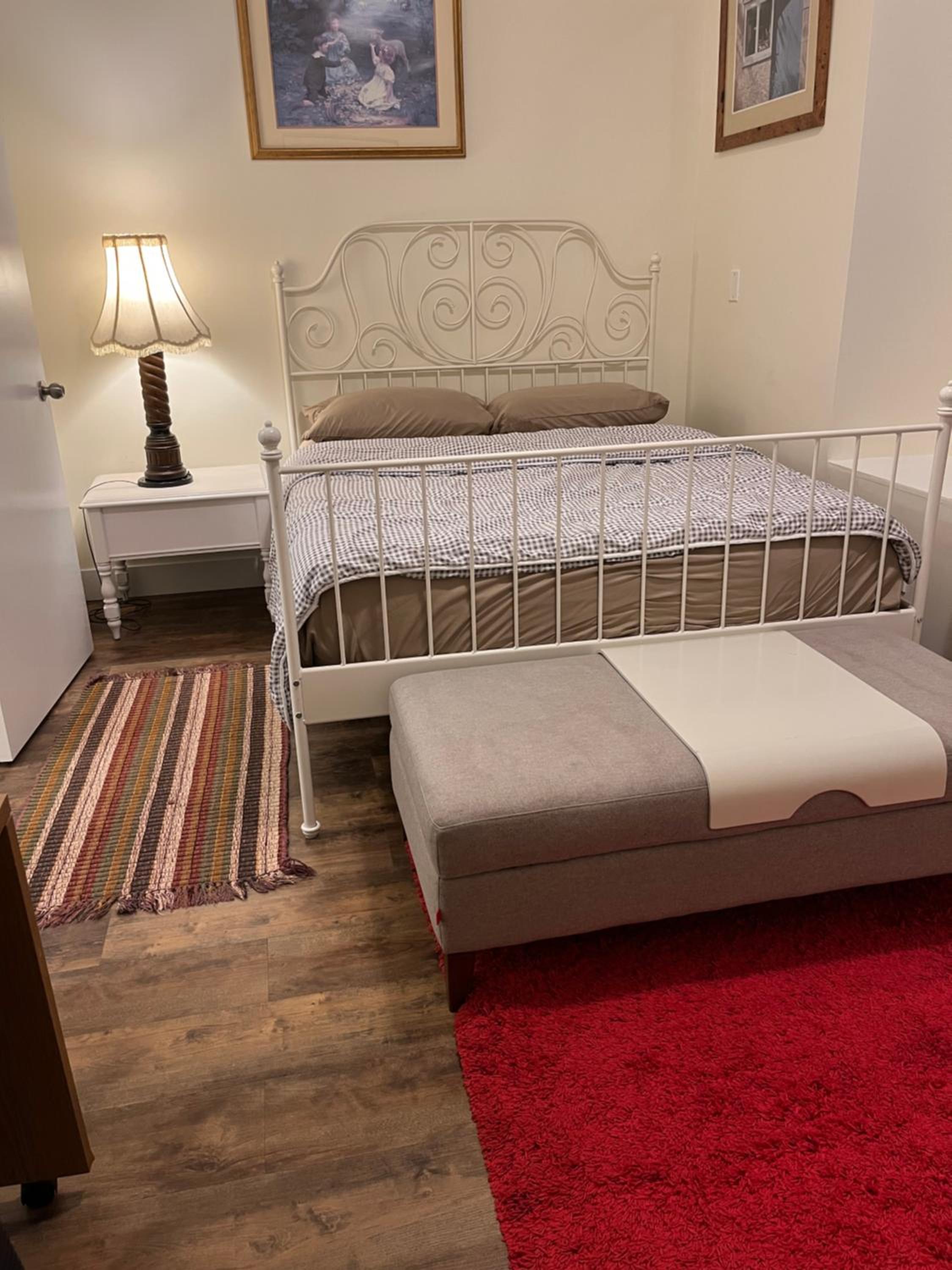 Furnished and Cozy