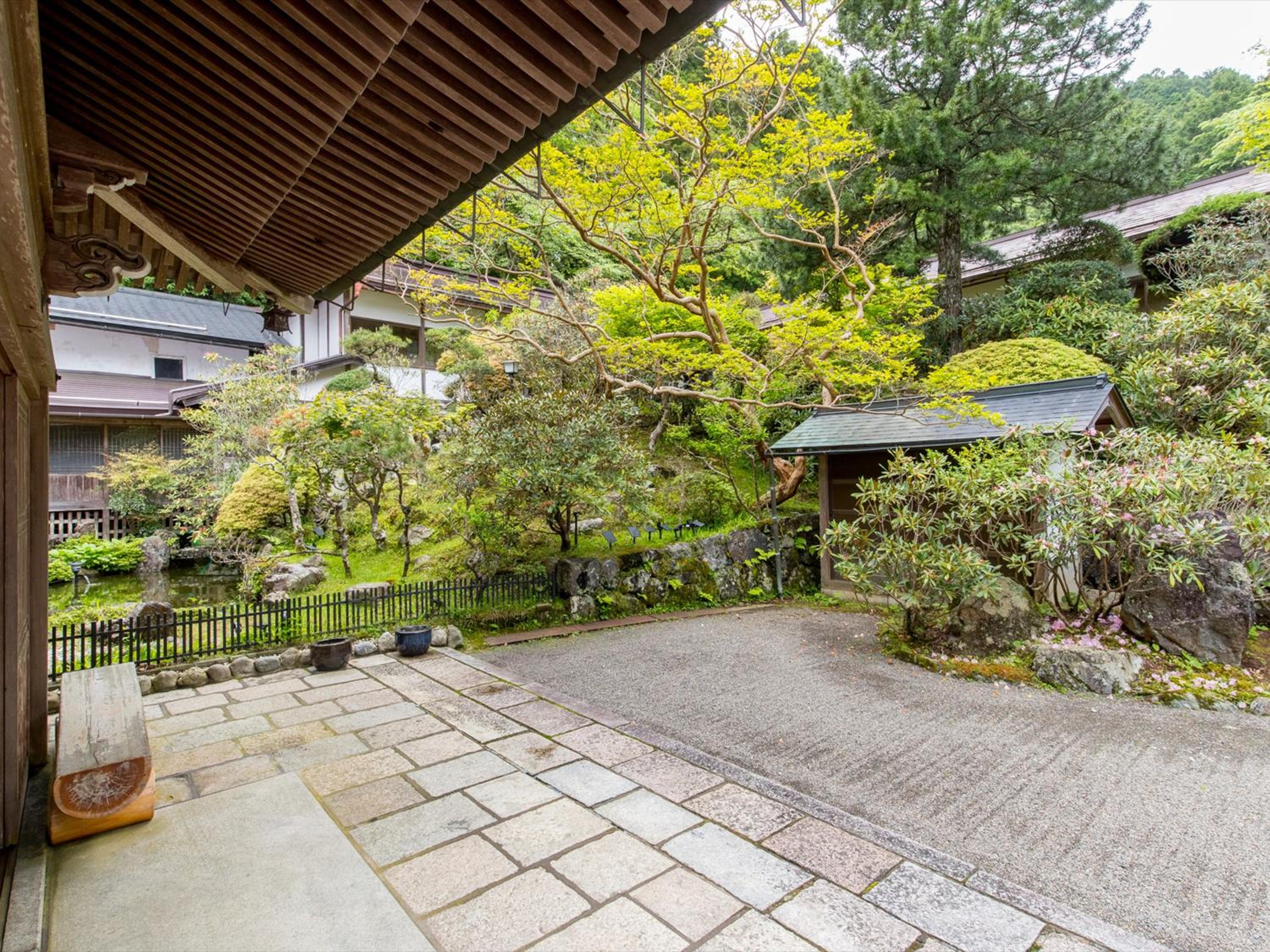 高野山 宿坊 光明院 -Koyasan Shukubo Komyoin-