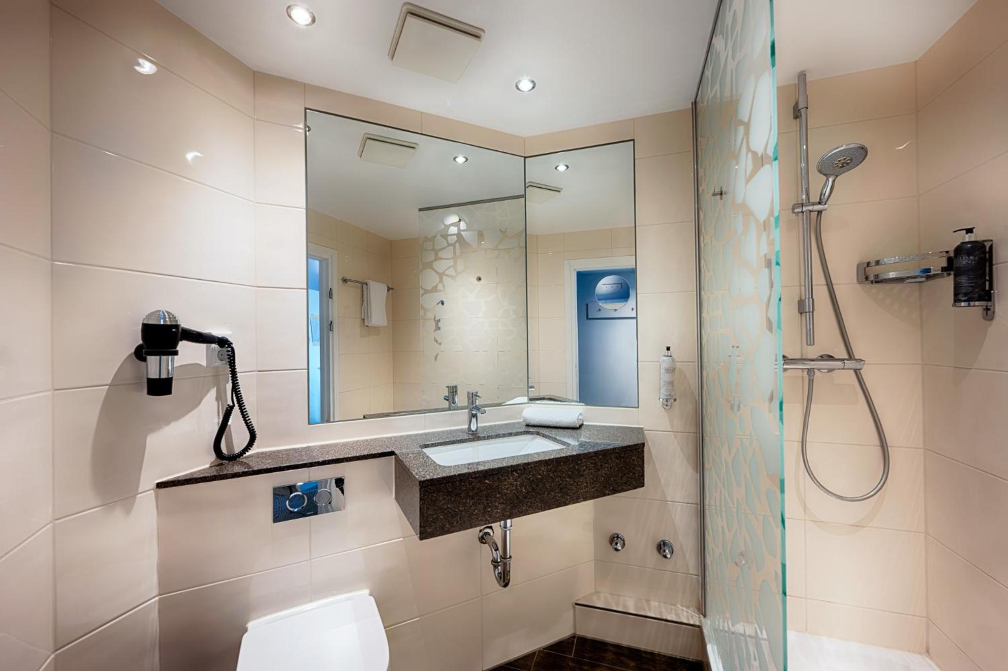 Stuttgart Vacations - Premier Inn Stuttgart Bad Cannstatt - Property Image 9