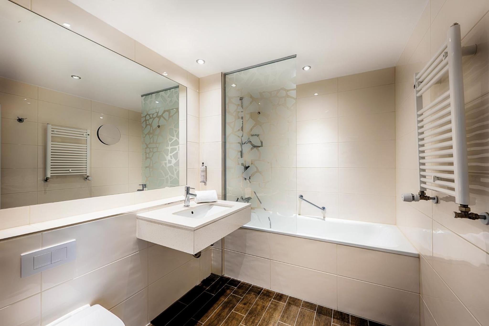 Stuttgart Vacations - Premier Inn Stuttgart Bad Cannstatt - Property Image 24