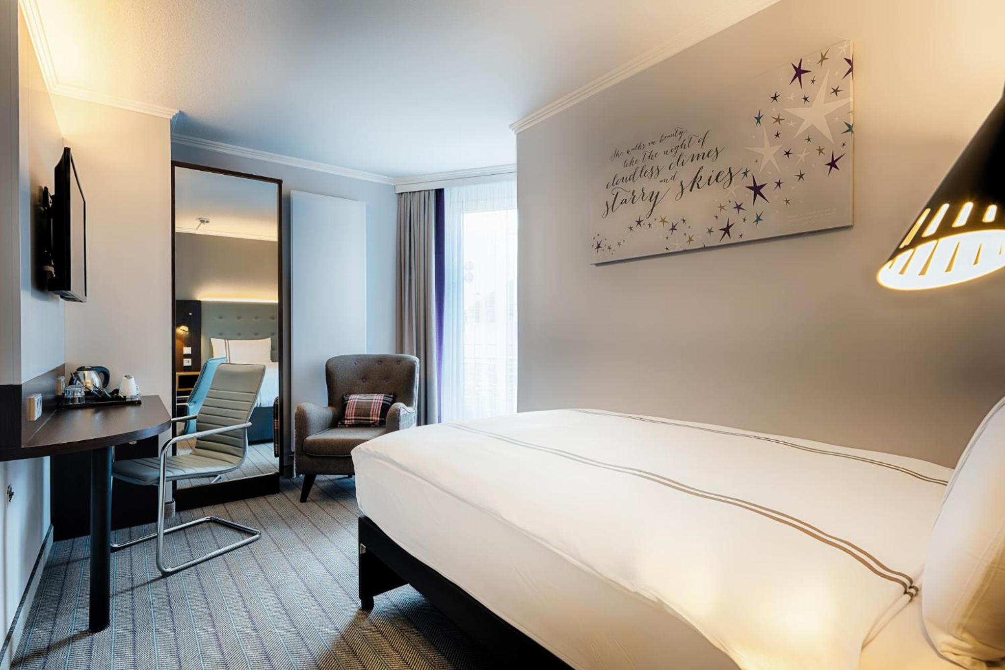 Stuttgart Vacations - Premier Inn Stuttgart Bad Cannstatt - Property Image 25