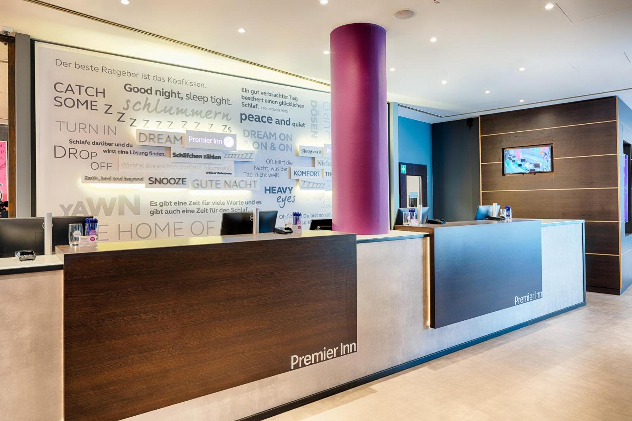 Stuttgart Vacations - Premier Inn Stuttgart Bad Cannstatt - Property Image 17