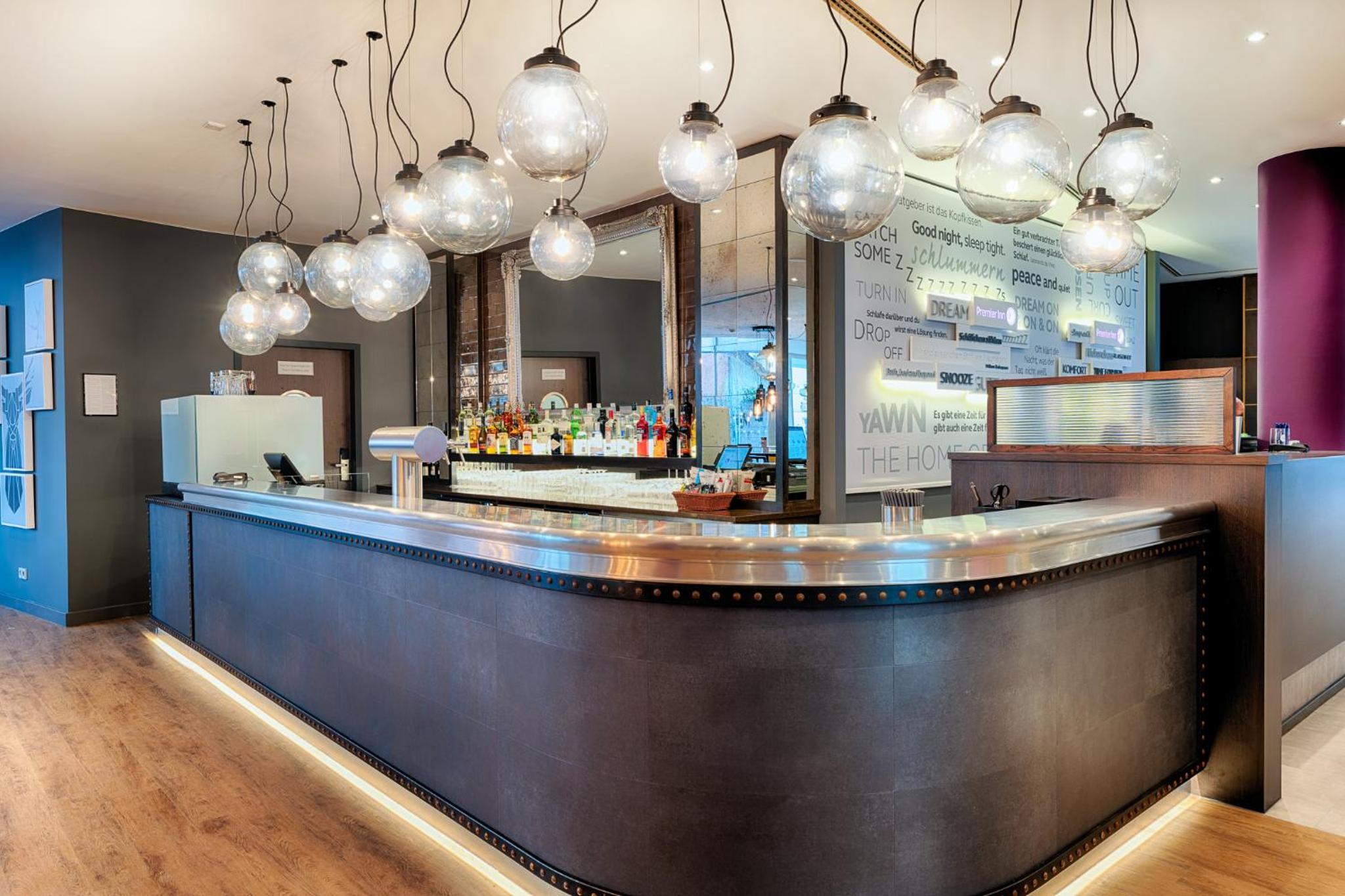 Stuttgart Vacations - Premier Inn Stuttgart Bad Cannstatt - Property Image 19