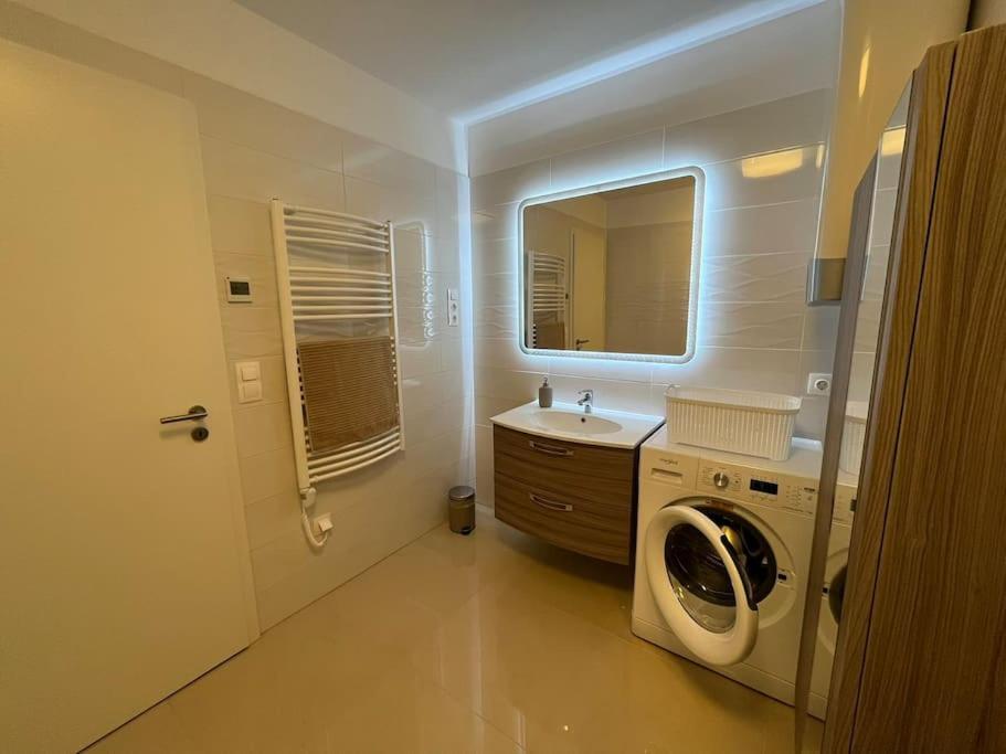 Swan Apartman - Keszthely view 5