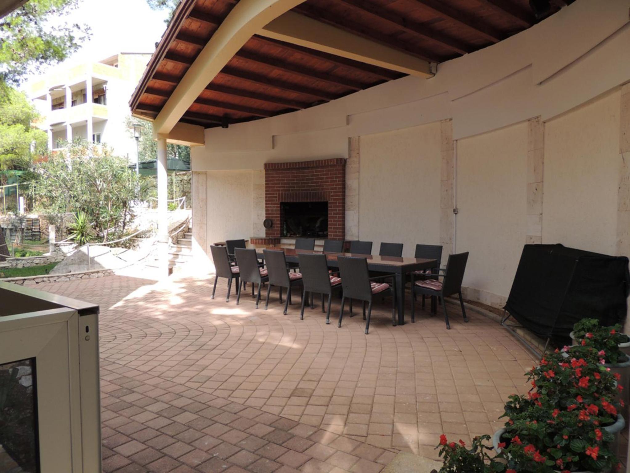 Apartment 7 view 3