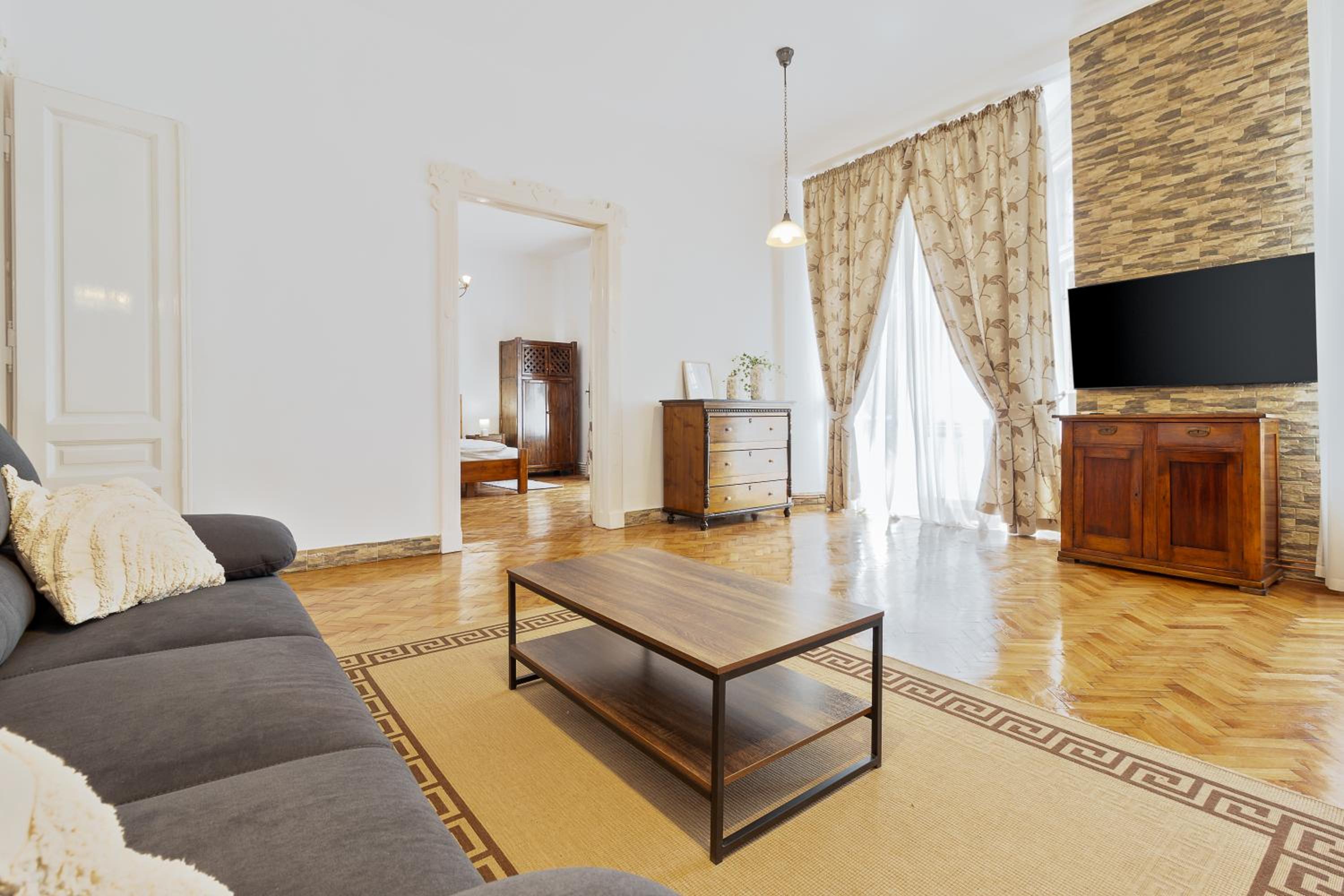 Roman Flat