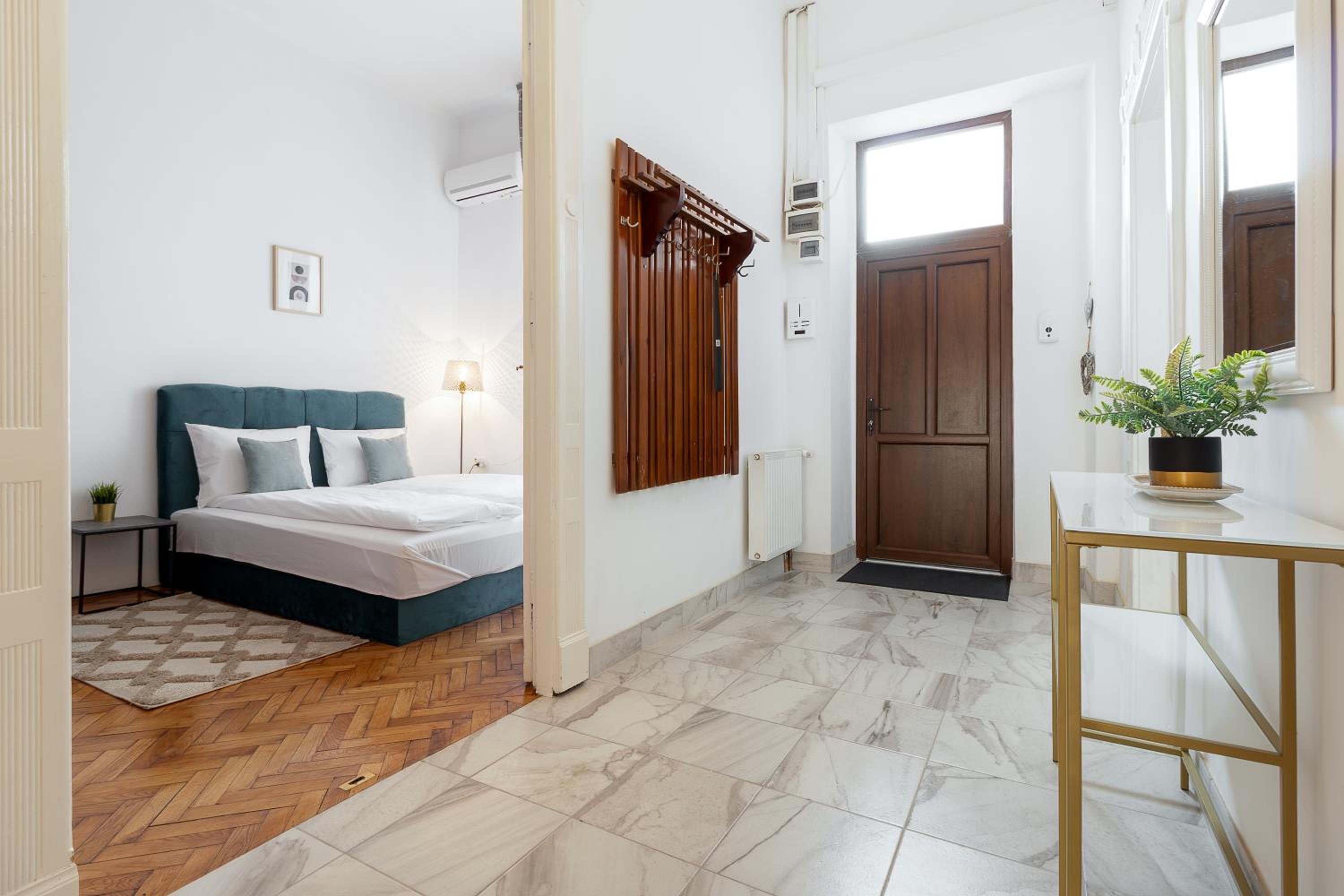 Roman Flat