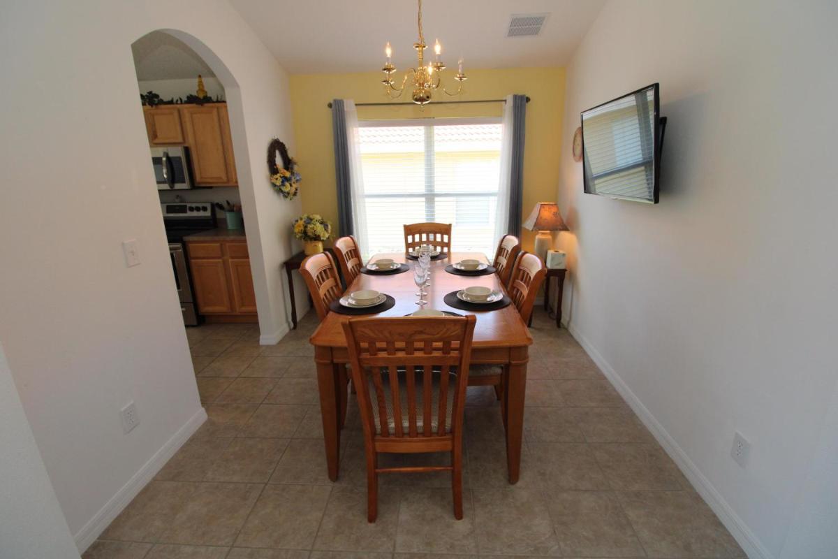 Spacious 5 Bed On Solana Resort view 2