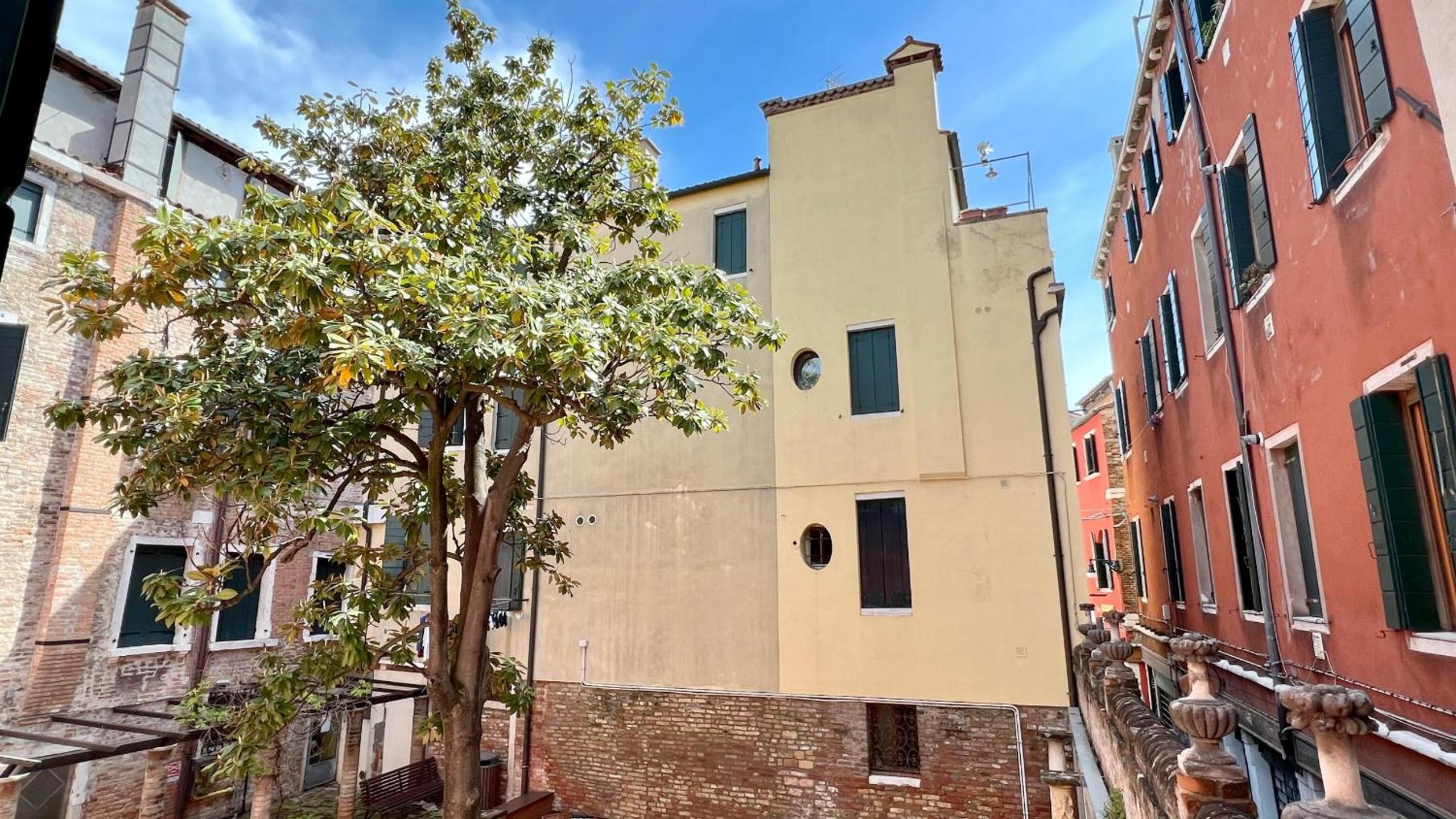 City Apartments Rialto Market