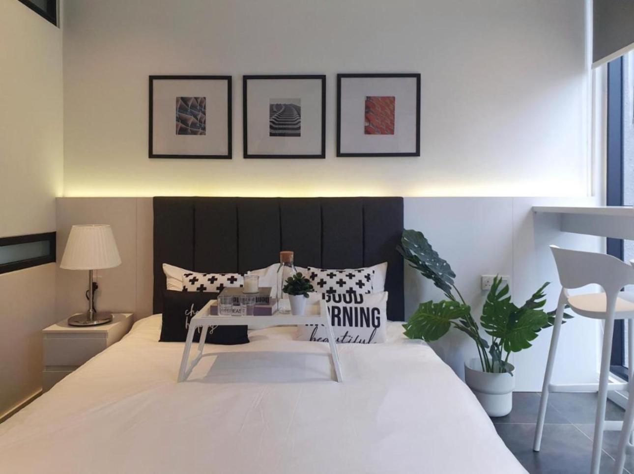 Scarletz Suites KLCC Twin Tower by Purple Orchid