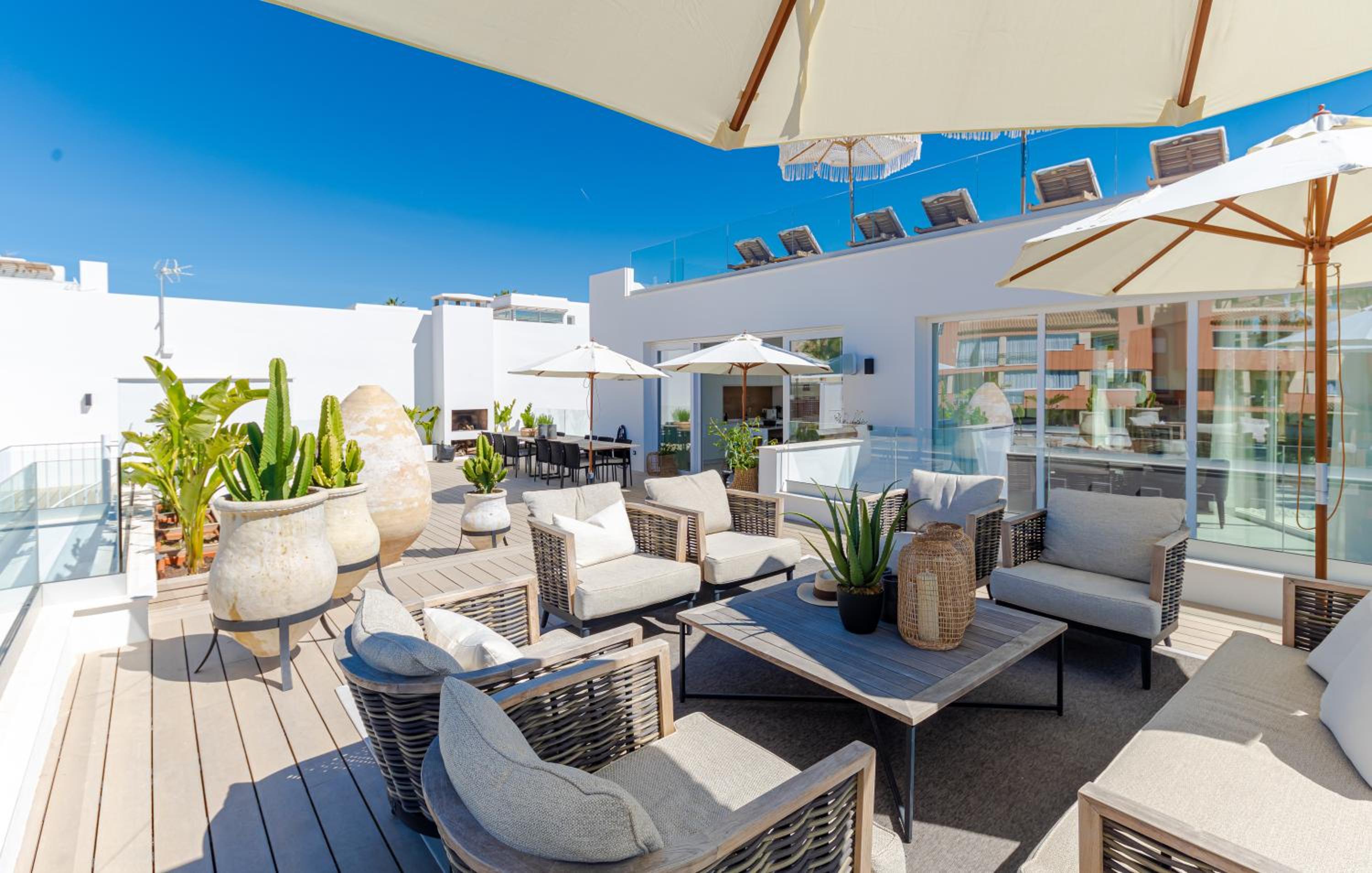 Unique & Luxurious Villa With Heated Pool, Gym & C