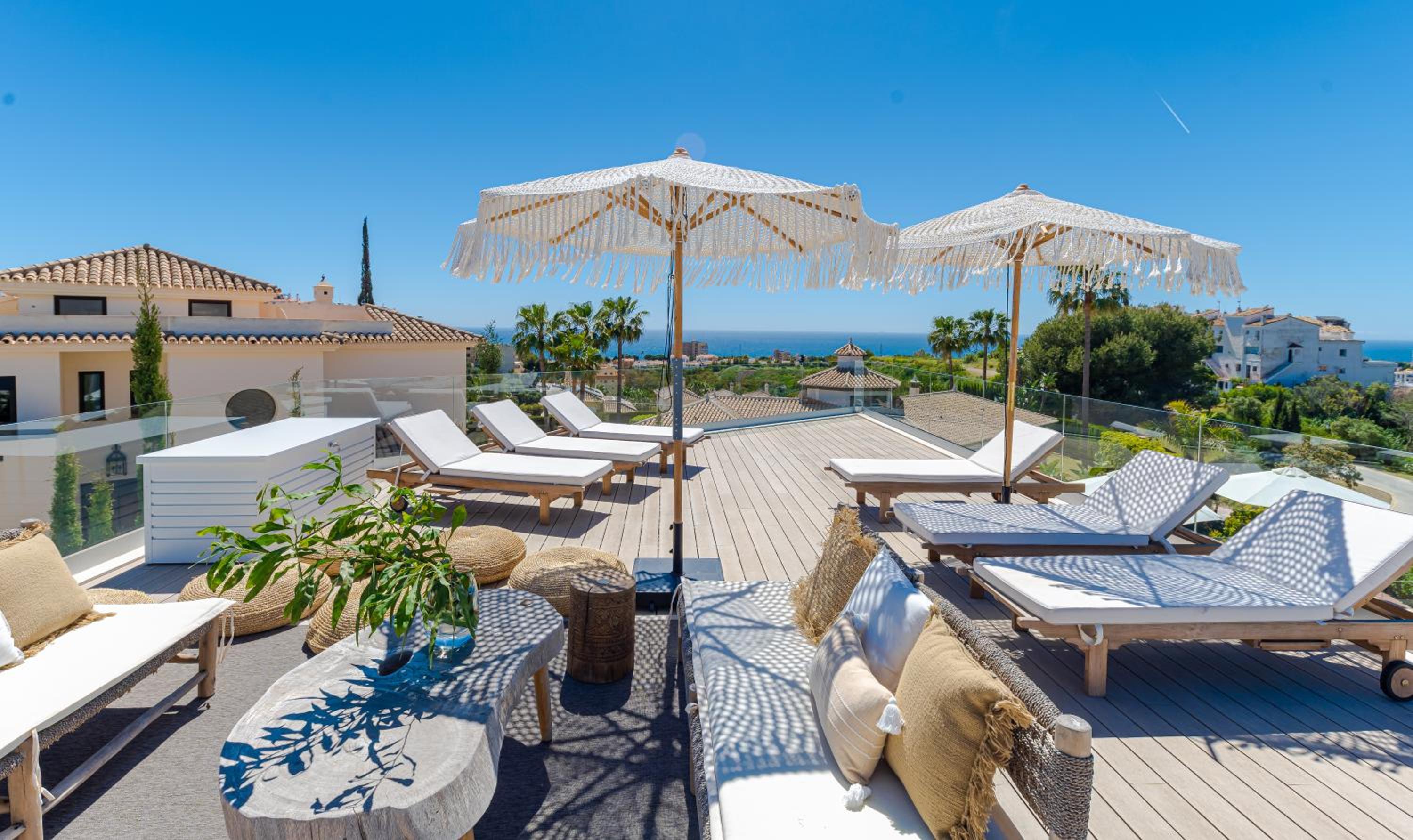 Unique & Luxurious Villa With Heated Pool, Gym & C