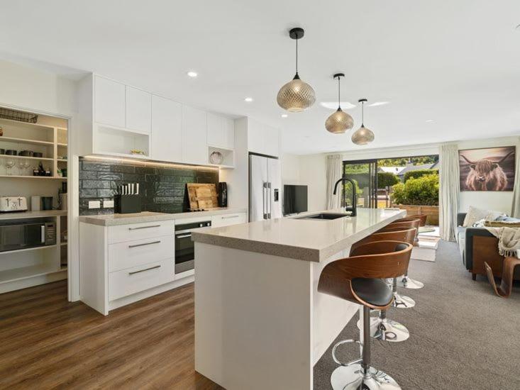 Arrowtown Mountain View Retreat