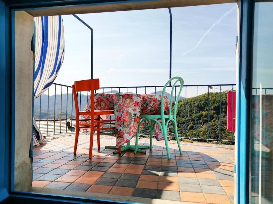 The Cinque Terre nest, with terrace and view view 4