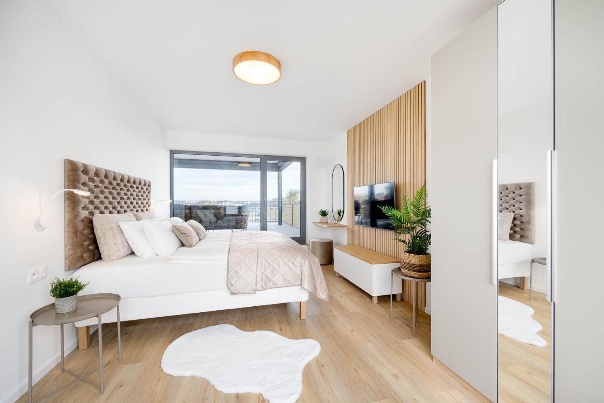 Apartment by the golf course view 4