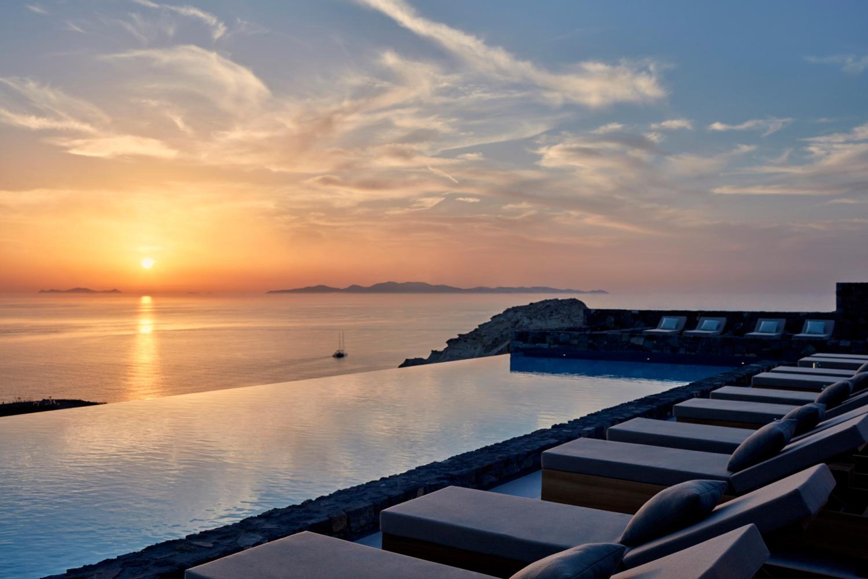 Oia Vacations - Canaves Epitome - Small Luxury Hotels of the World - Property Image 6