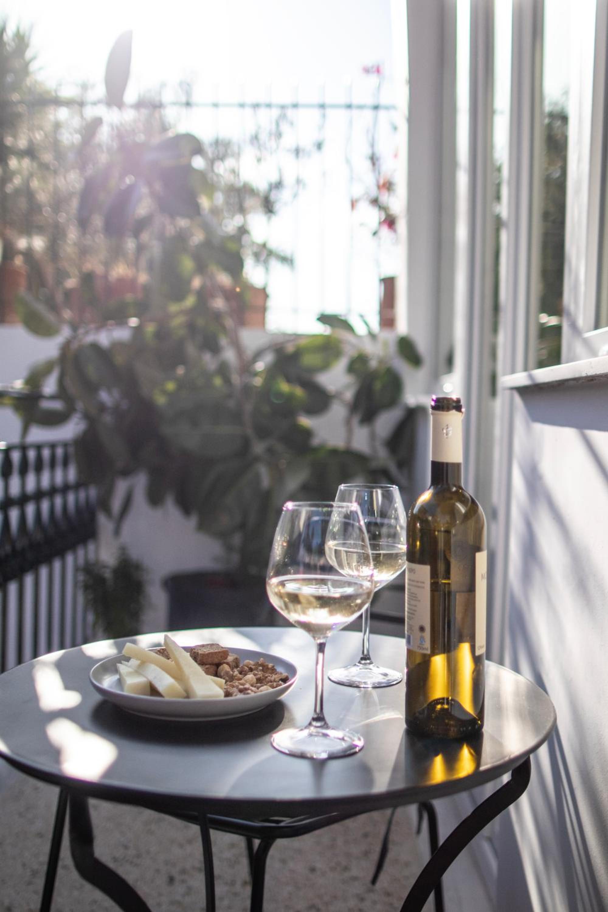 Mythodea Athens Suites