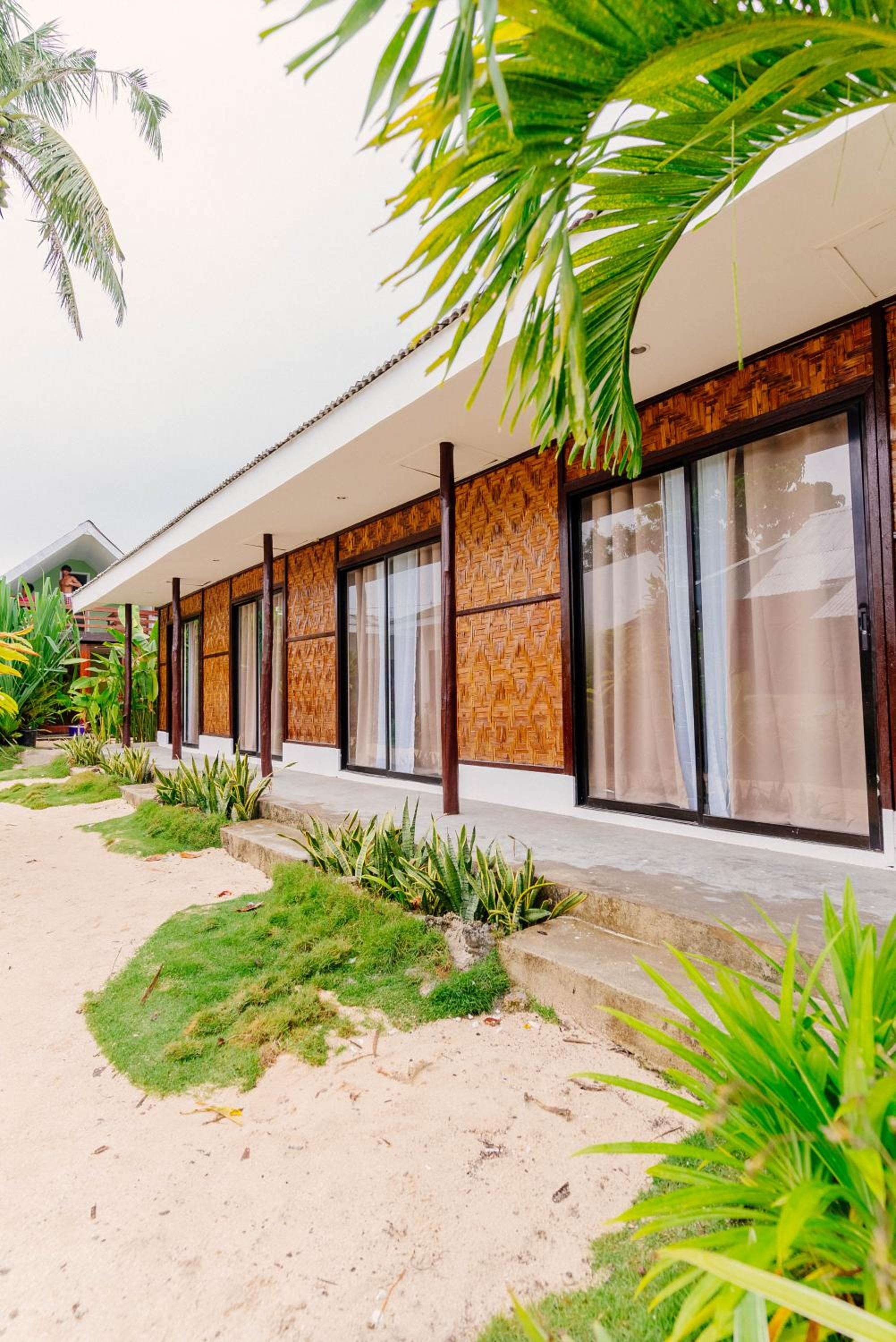 Kawayan Hostel