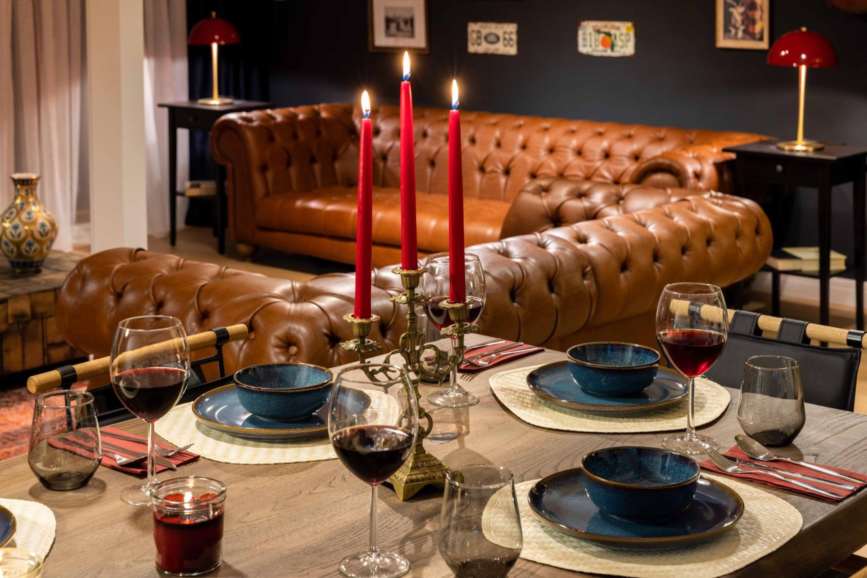 Monnas Suite - Image 202