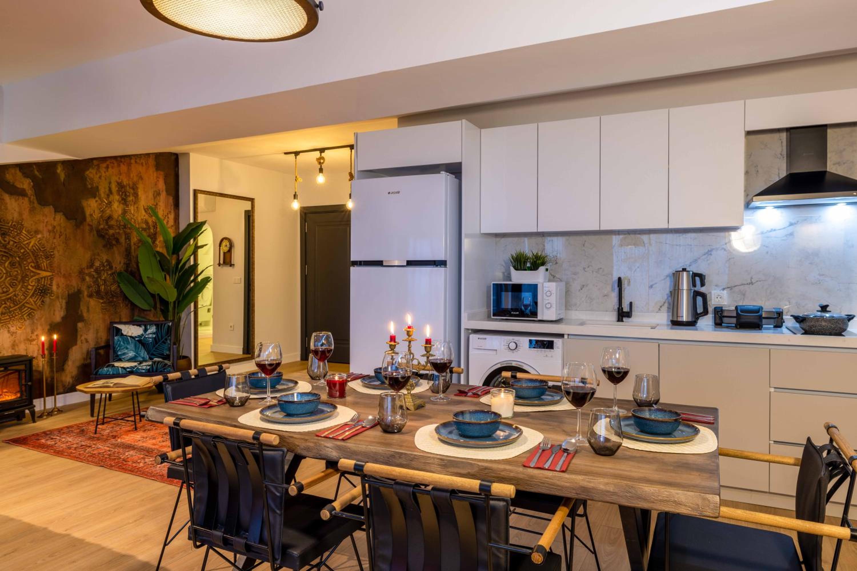 Monnas Suite - Image 6