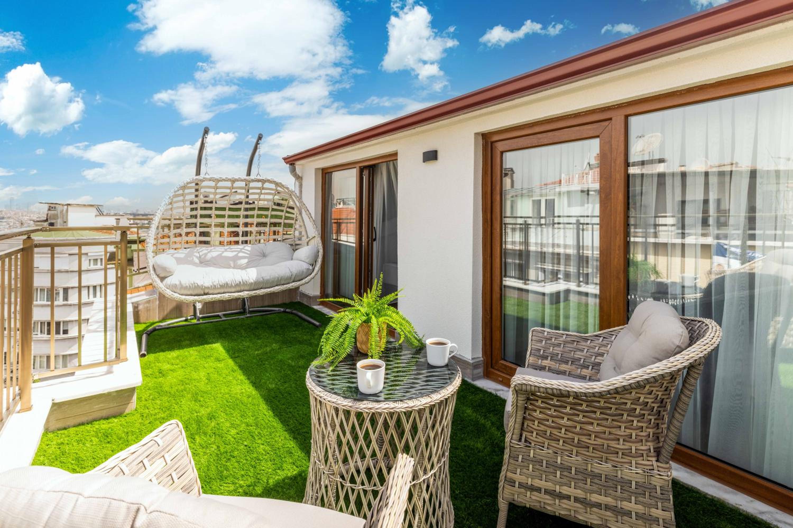 Monnas Suite - Image 204