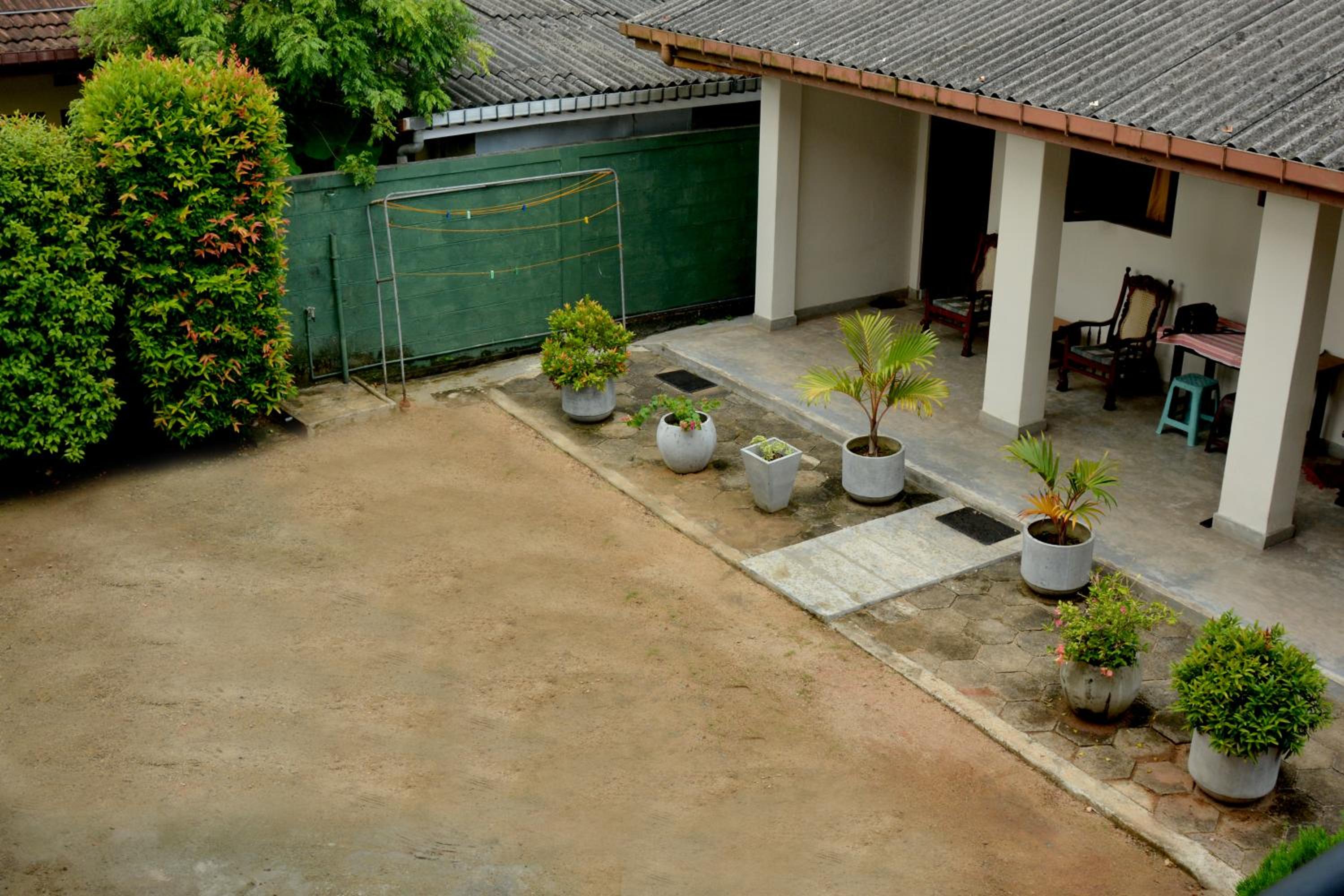Sunny Lanka Guest House
