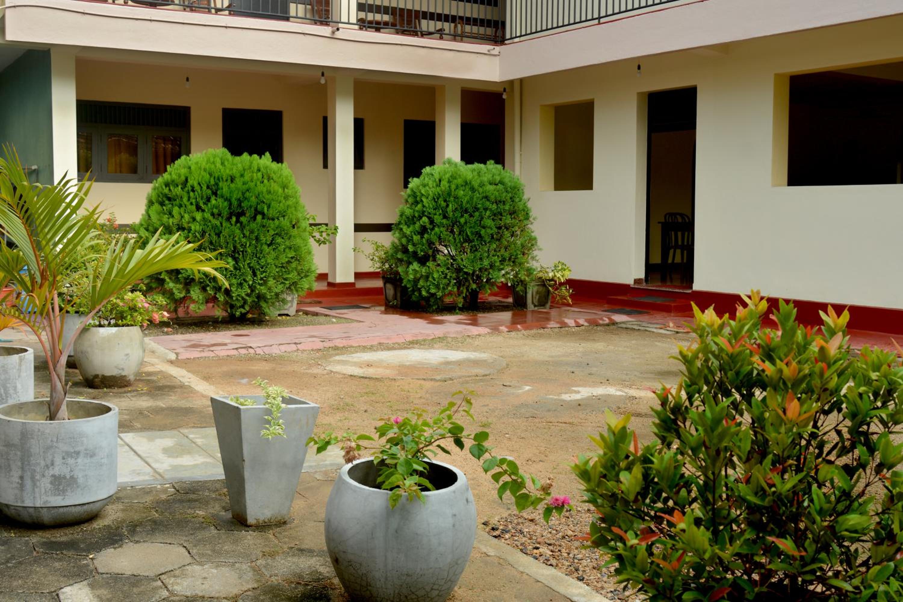 Sunny Lanka Guest House