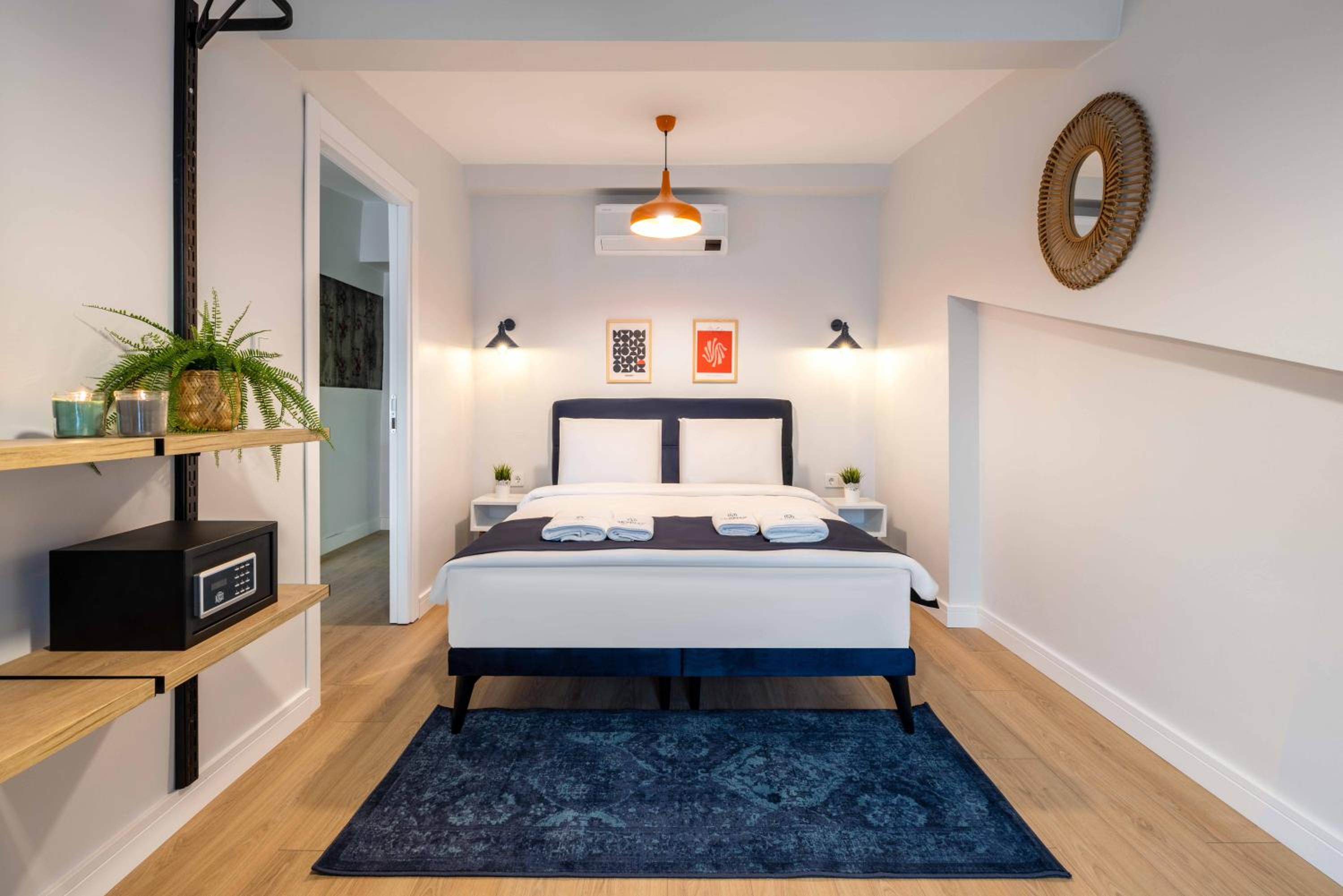 Monnas Suite - Image 147