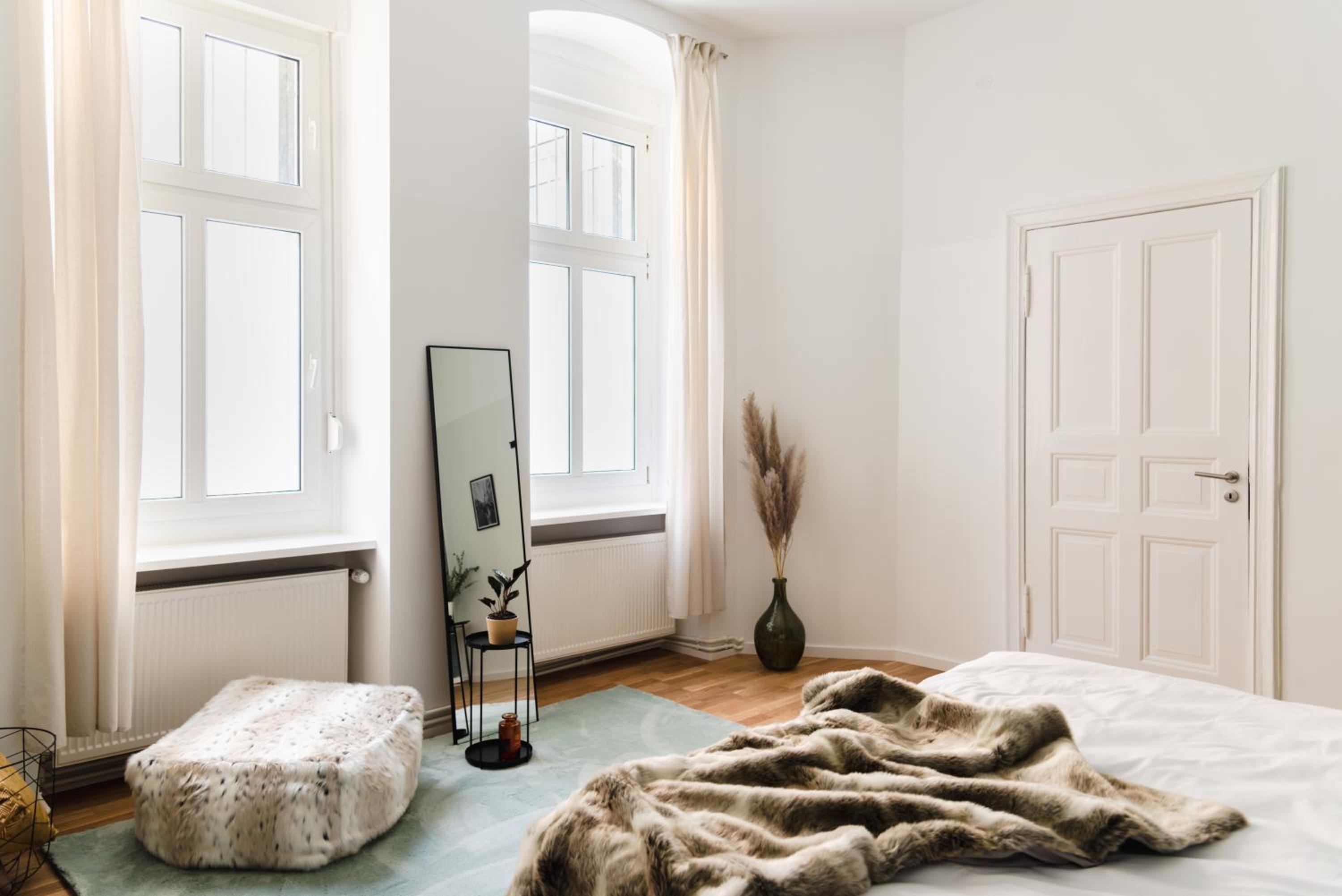 165m2 Downtown Family Suite 5BR, 3Bath, kids room, 11min Alexanderplatz