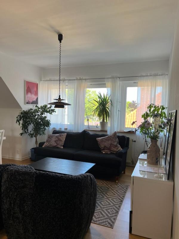 Rymlig och modern lägenhet i villa. Perfekt för familjer. Med parkering. view 4