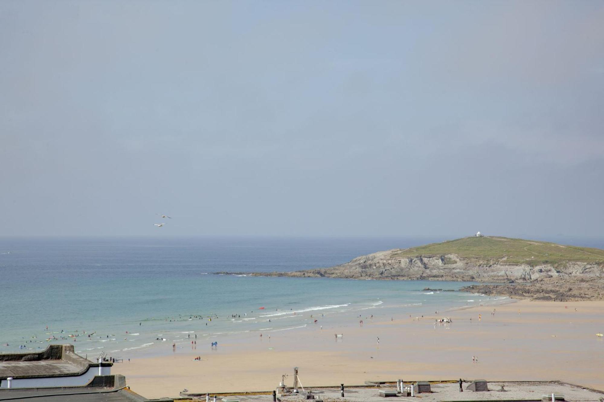 Fistral View, Pentire - Parking, Sea view, free Wifi view 4