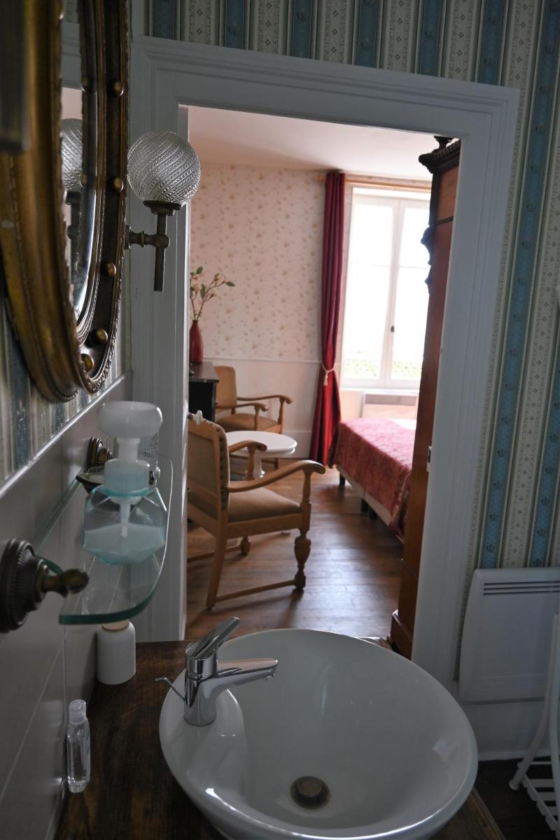 Photo 23