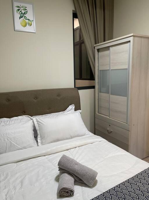 Cozy Family Suite Kepong DesaPark MontKiara Publika Mitec