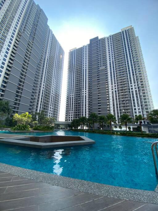 Cozy Family Suite Kepong DesaPark MontKiara Publika Mitec