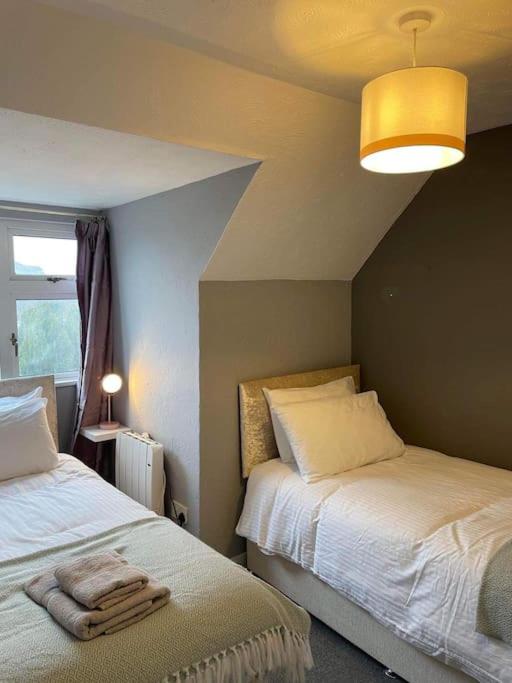 Faldouet 3 bed flat in Rock view 5