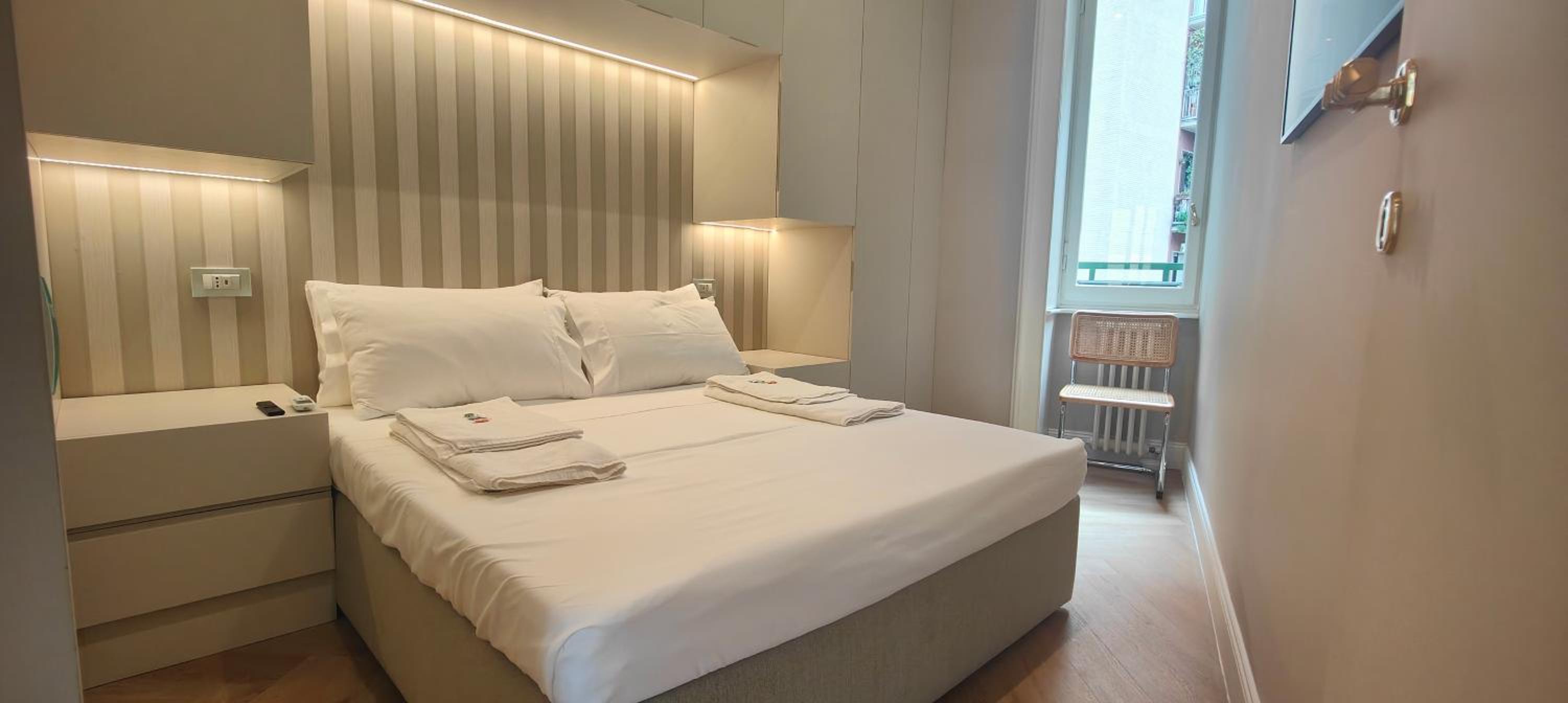 Marcora 6b luxury living apartment in Brera - 15min walk to Duomo