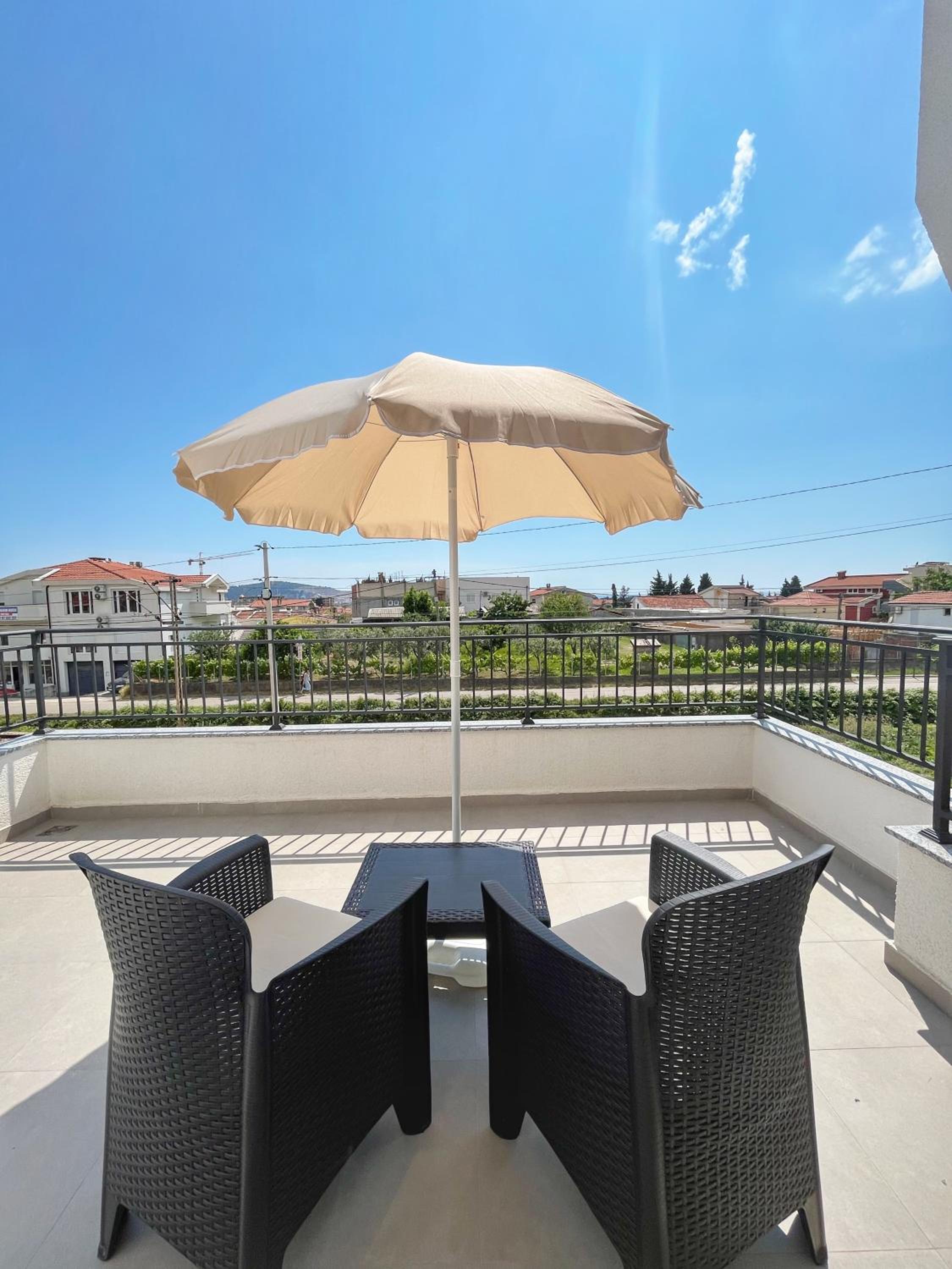 Lana apartmani
