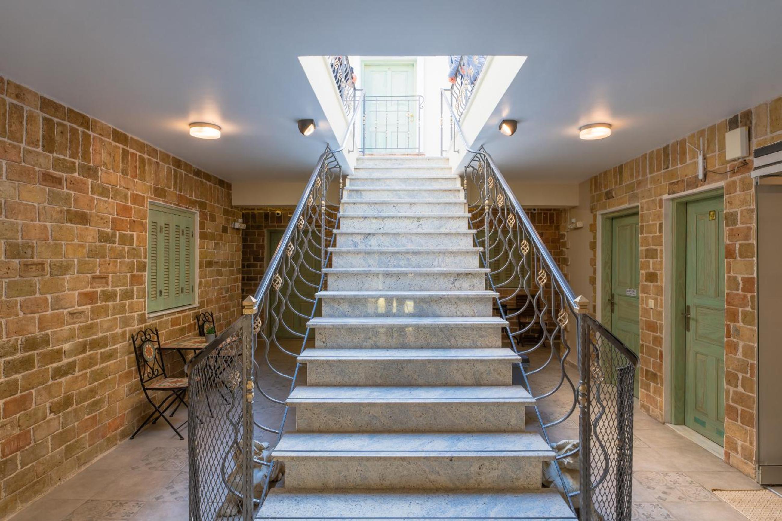 The Stone Manor , Noho boutique Thissio
