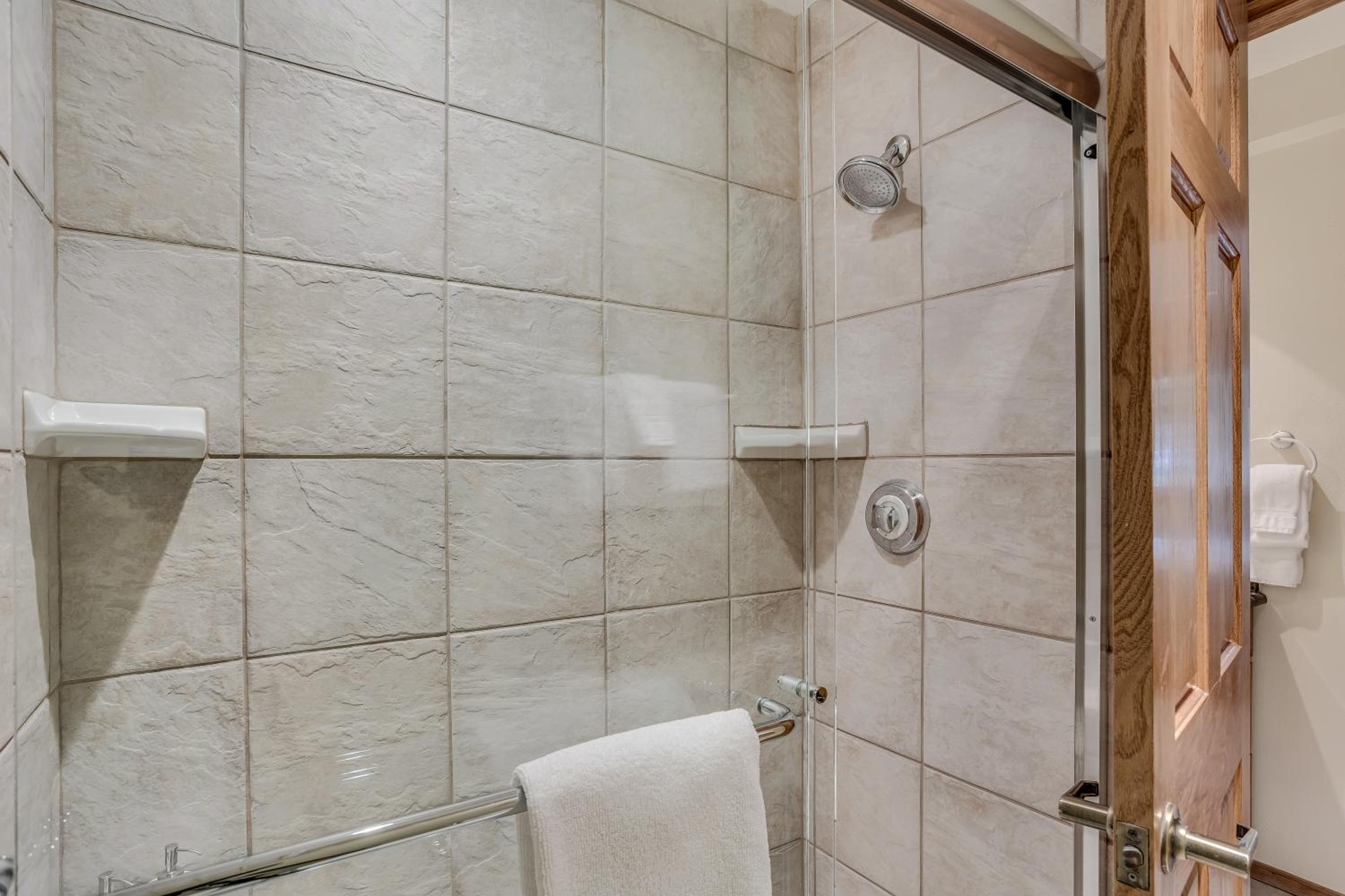Laurelwood Condominiums 207 view 4
