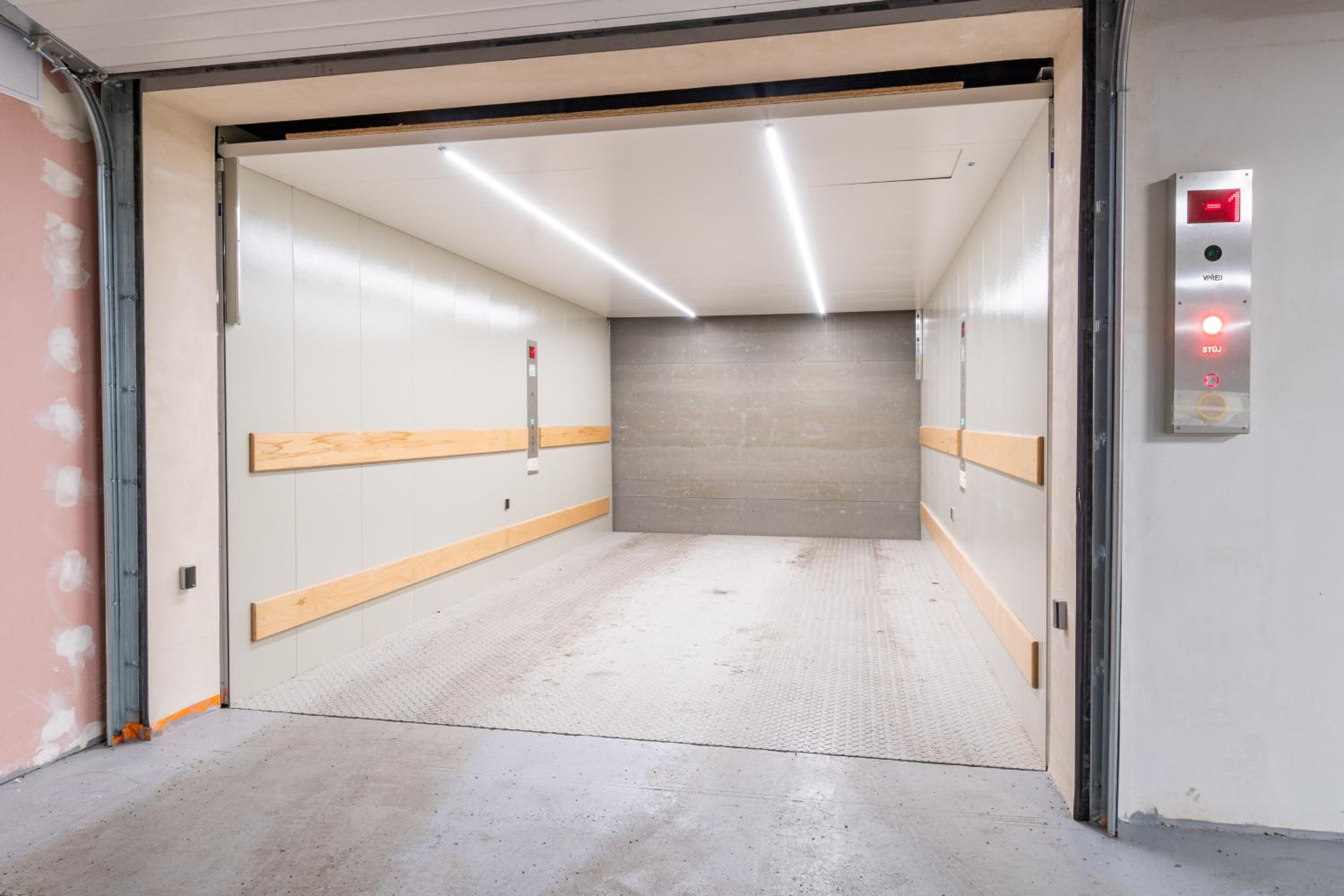 Studio brand new apartment #28 in new building with free parking in city center