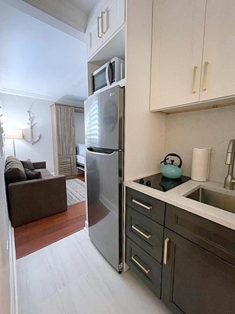 322 Cool Beach Studio view 5