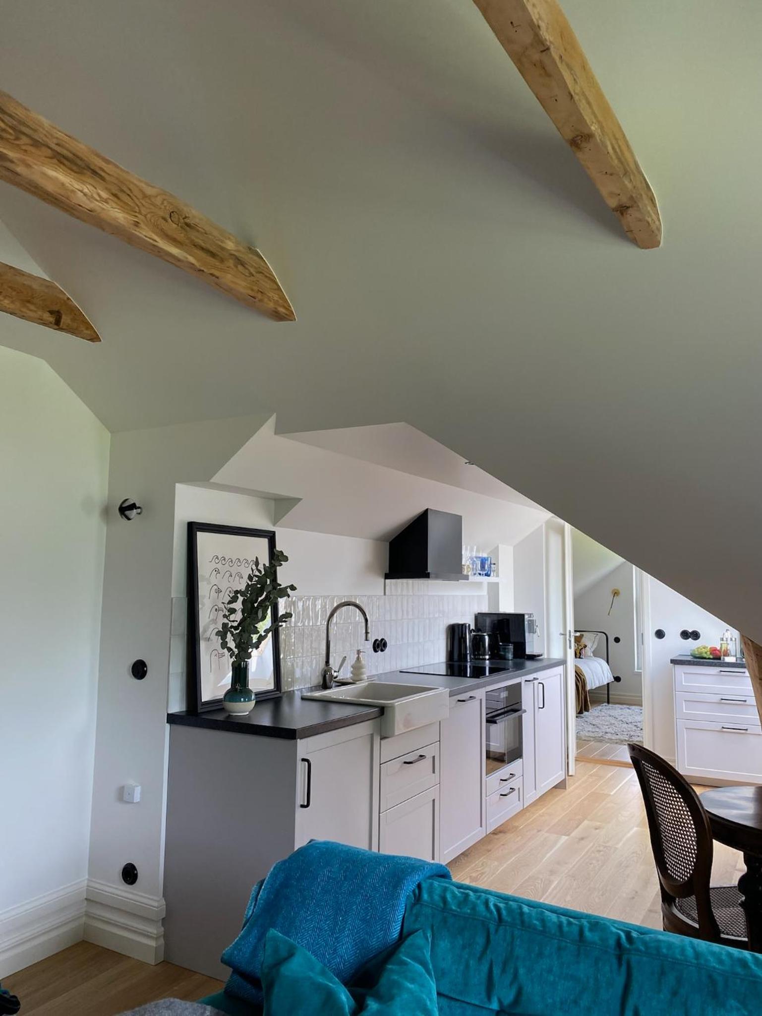 Sea View Old Town apartment