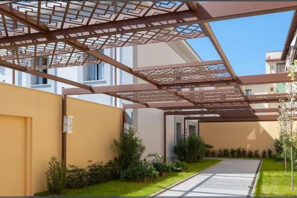Apartment downtown Florence, moderno con giardino