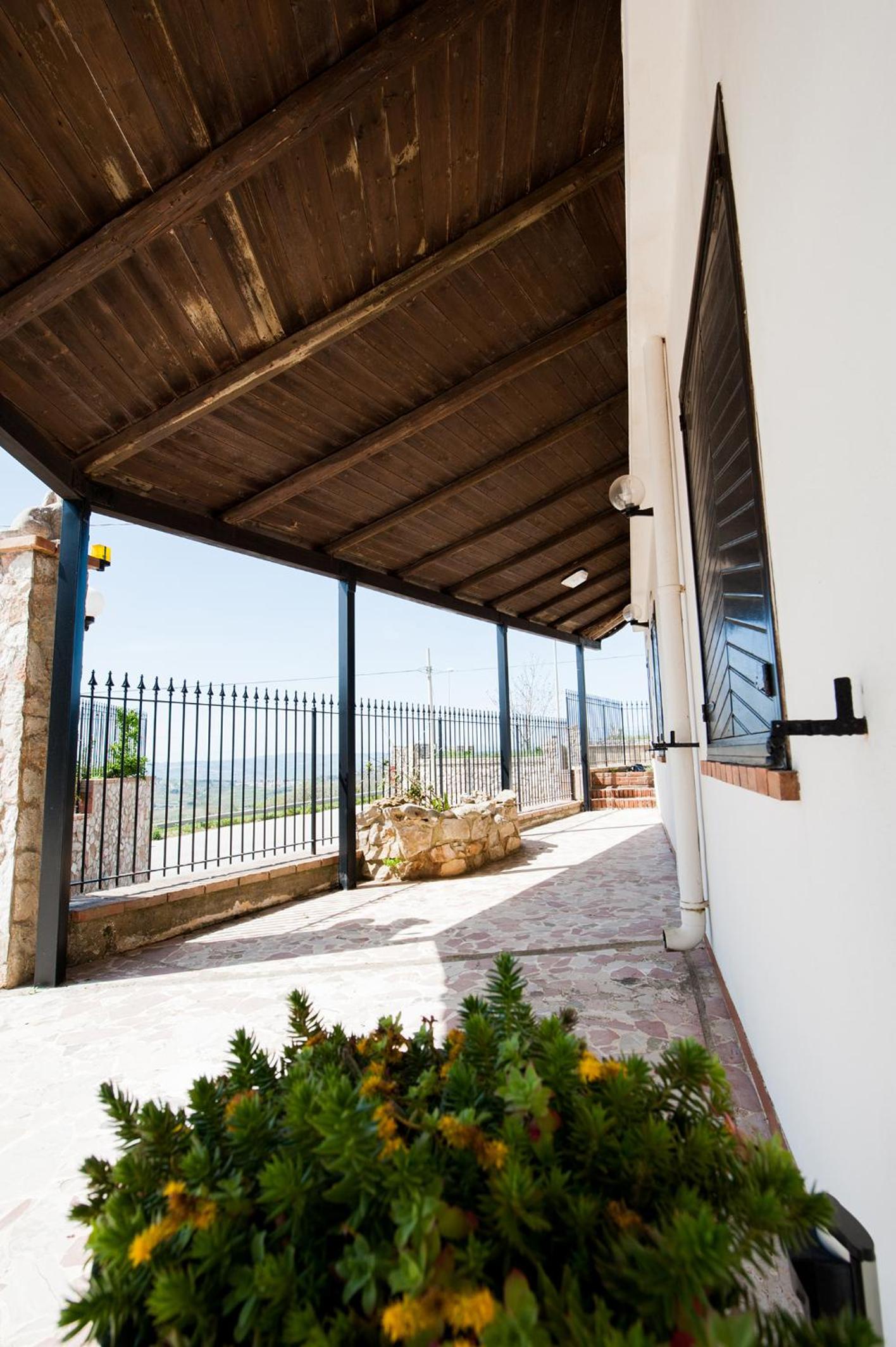 Villa del Tramonto view 3